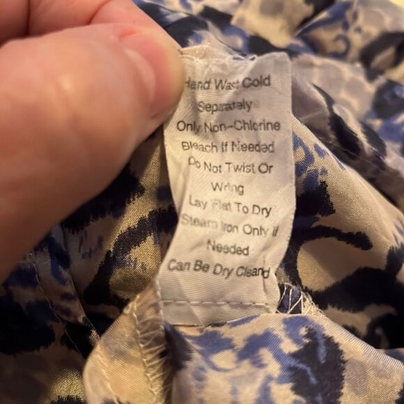 Cabi silk sleeveless cascading ruffle top - Picture 11 of 16